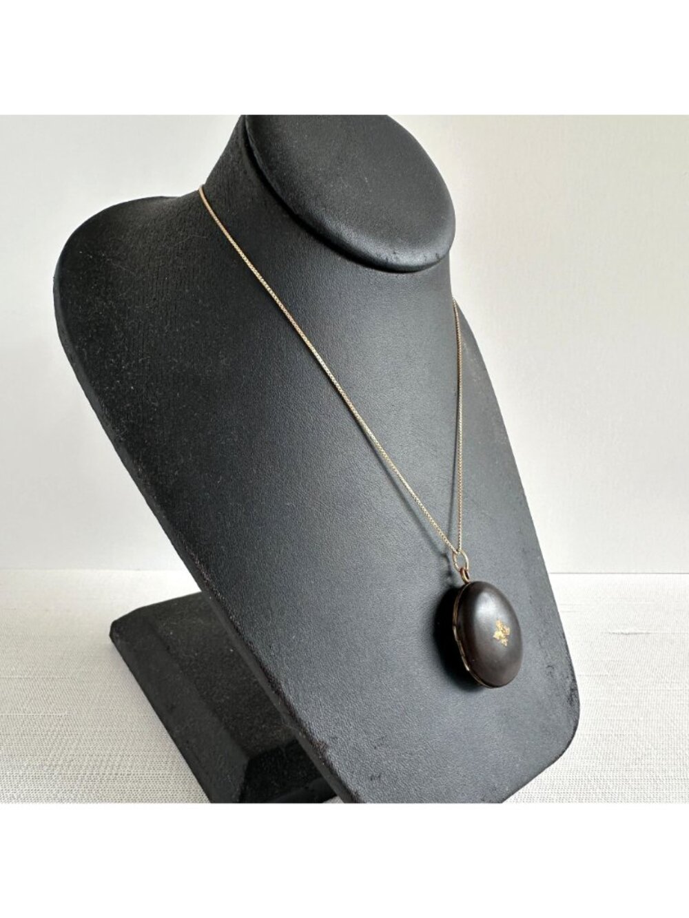 Antique Victorian Mourning Locket Vulcanite Cross 1868 Patent Date - Picture 10 of 14